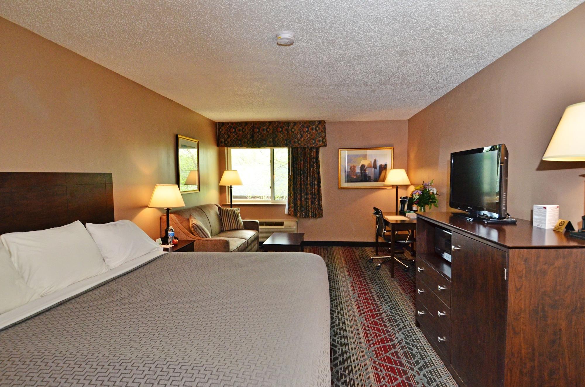 Best Western Saranac Lake Hotel Buitenkant foto